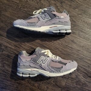 New Balance 2002R Lunar